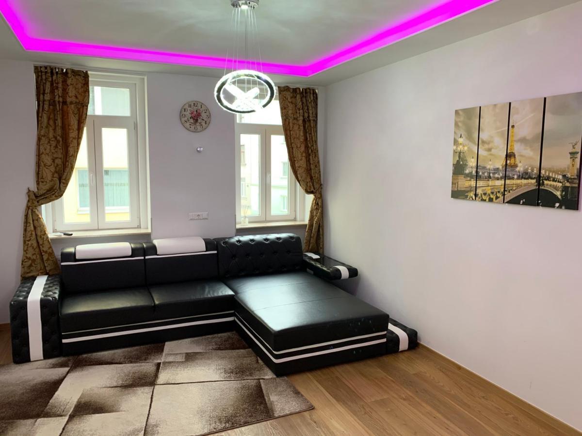 וינה Colony Apartments מראה חיצוני תמונה