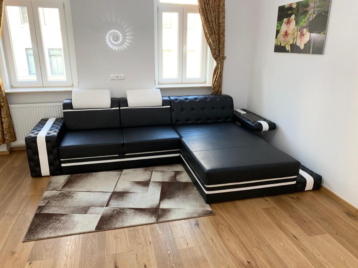 וינה Colony Apartments מראה חיצוני תמונה