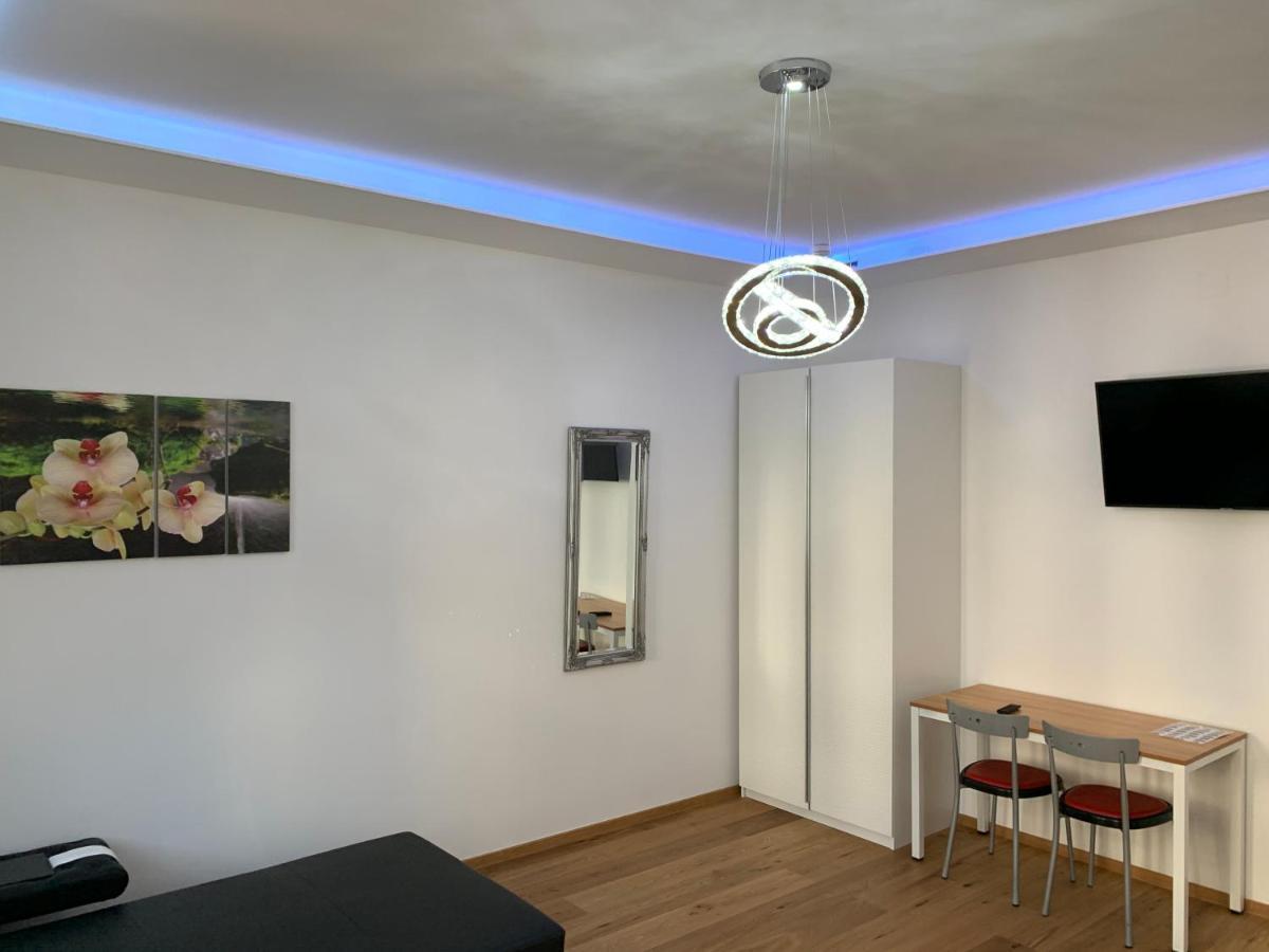 וינה Colony Apartments מראה חיצוני תמונה