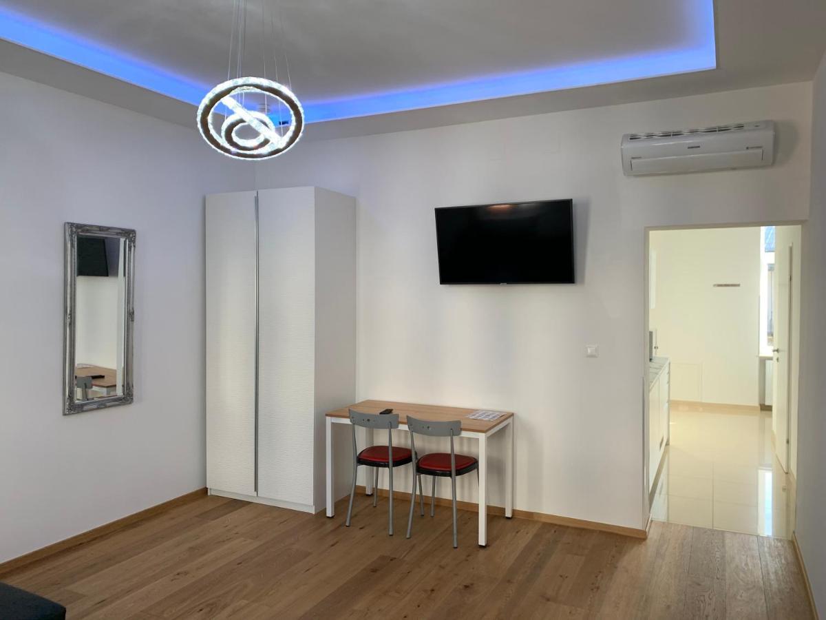 וינה Colony Apartments מראה חיצוני תמונה