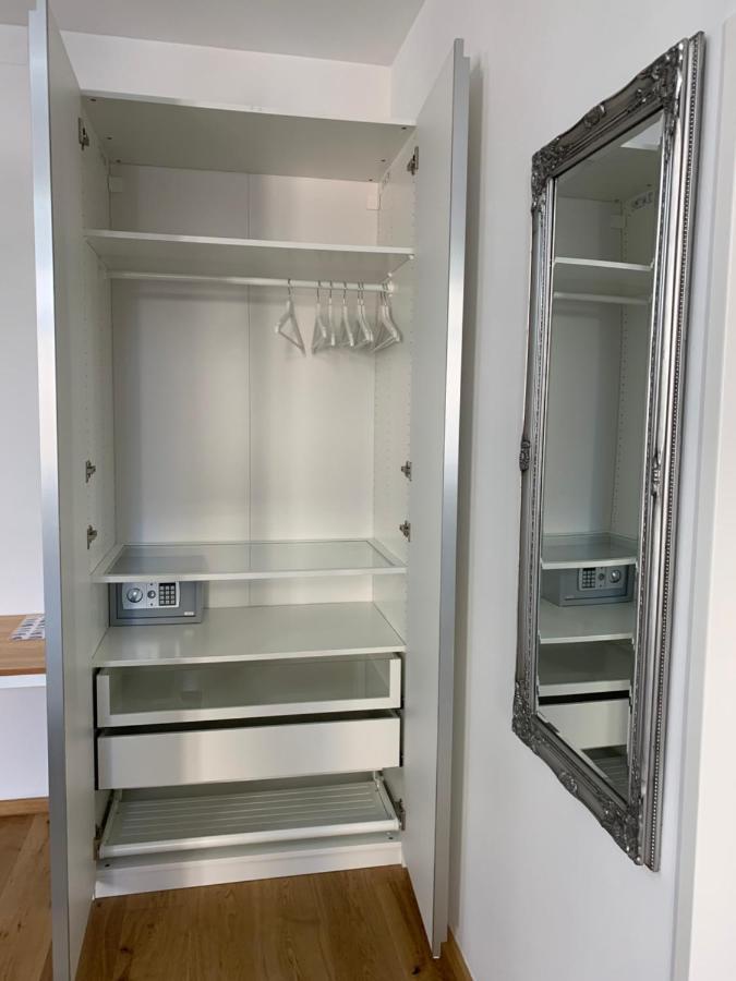 וינה Colony Apartments מראה חיצוני תמונה