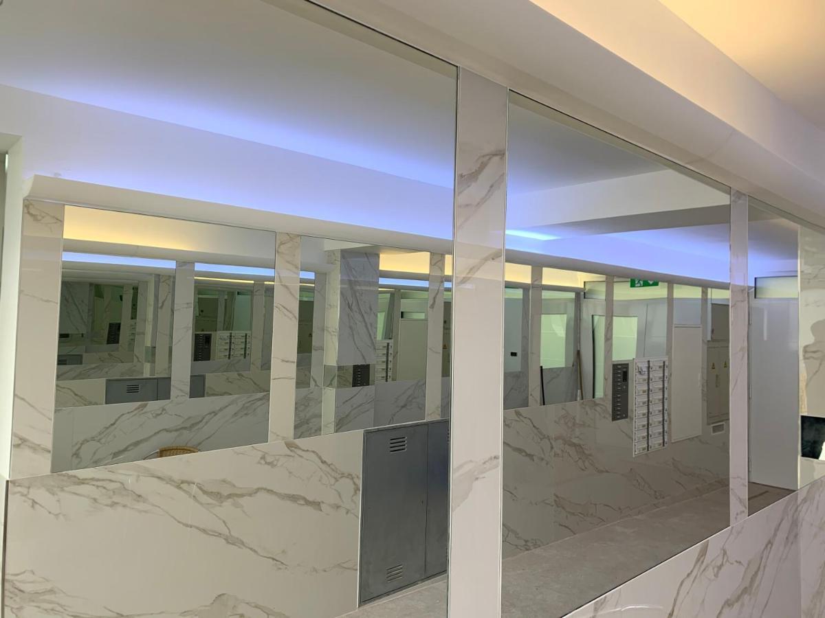 וינה Colony Apartments מראה חיצוני תמונה