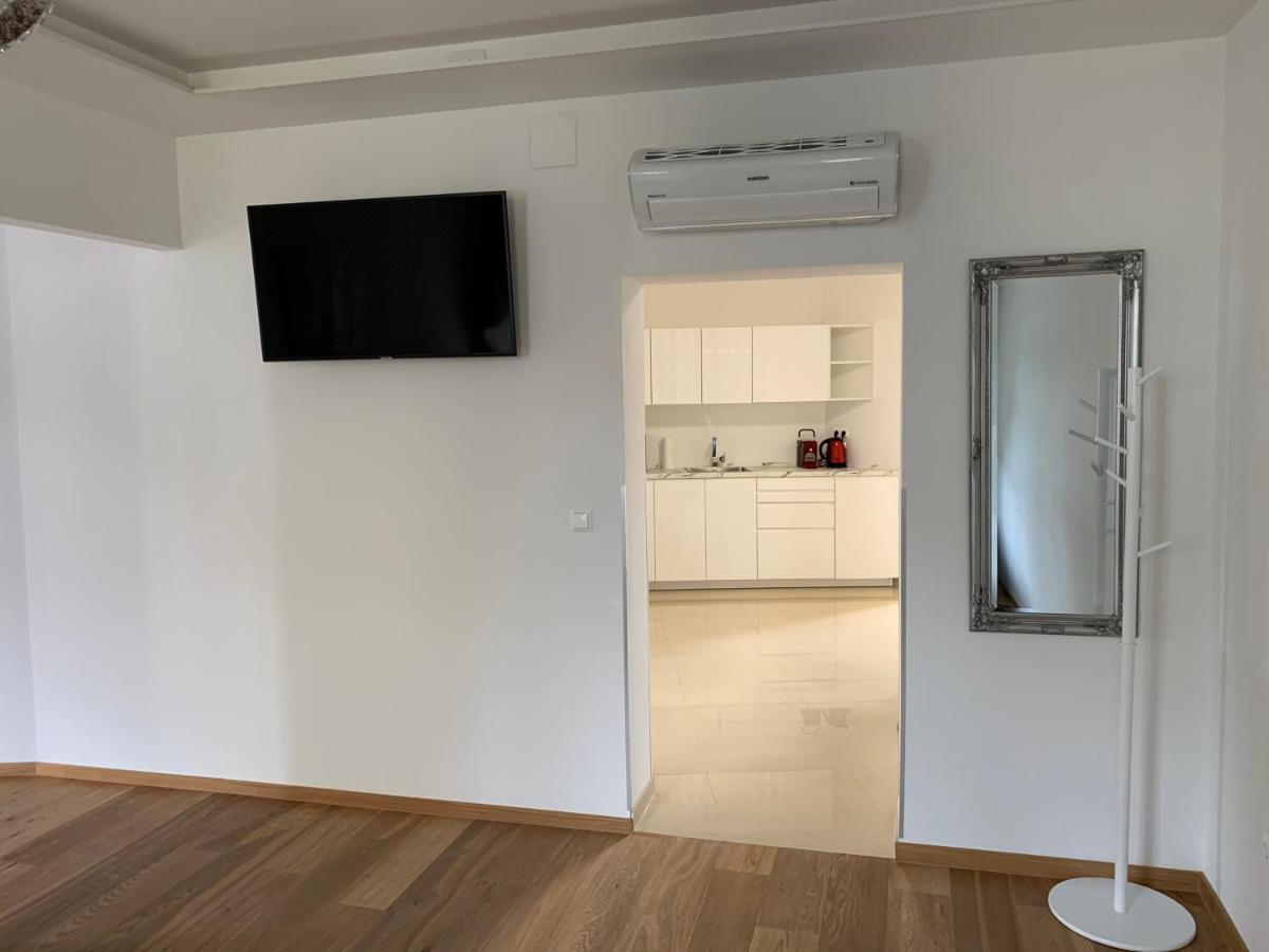 וינה Colony Apartments מראה חיצוני תמונה
